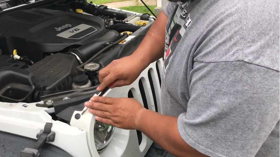 How To Install the LED Headlights On A Jeep Wrangler