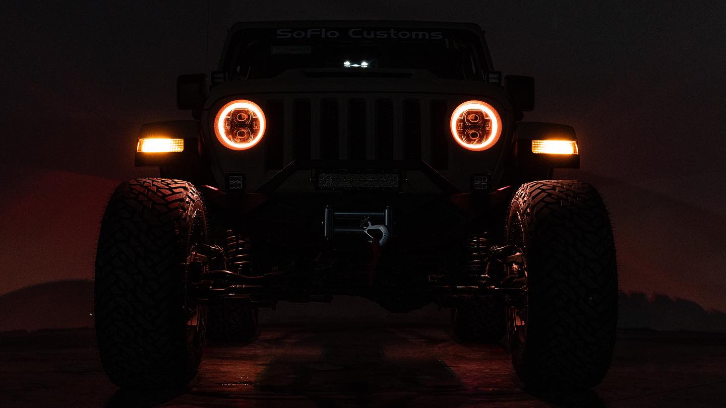 2024 jeep gladiator led headlights