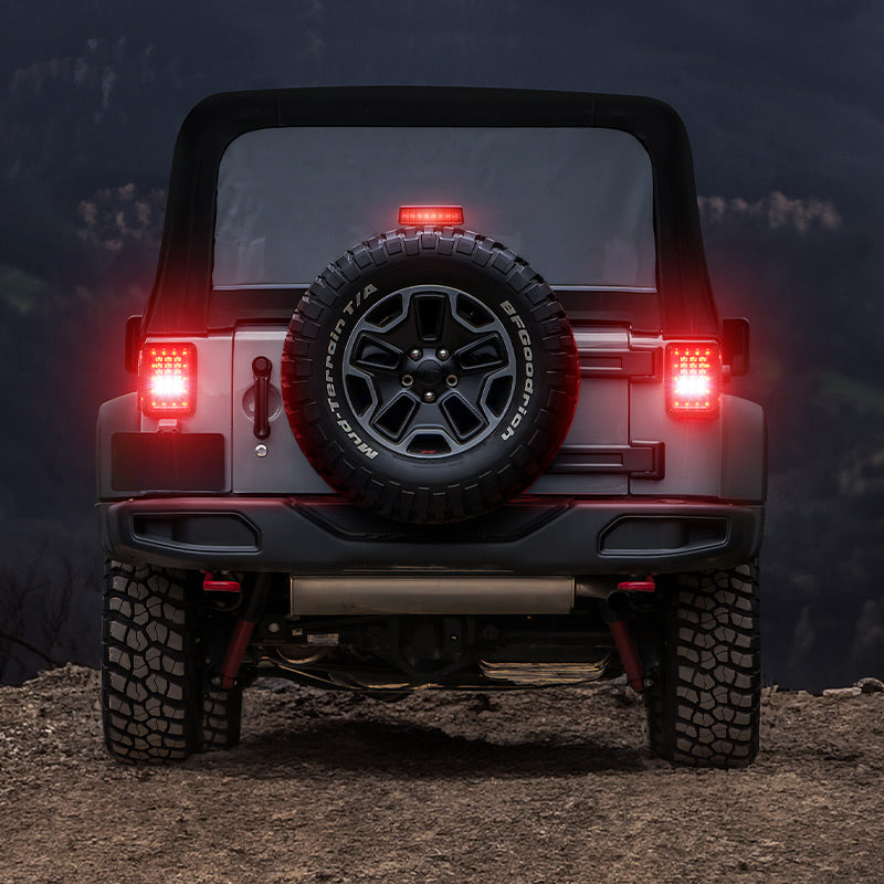 Jeep 7" Headlights, 4" Fog Lamps, Front Turn Signals, Fender Turn Signals & Taillights