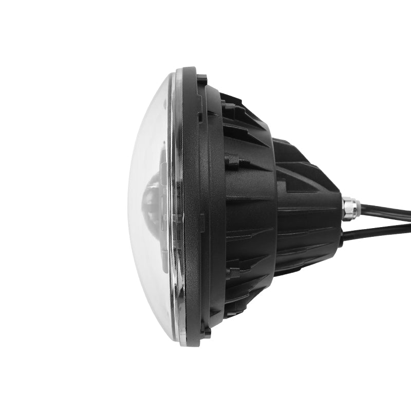 High-quality 7-inch jeep LED headlight with projector lens for exceptional visibility.