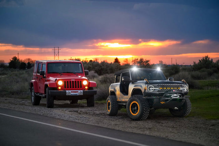 Jeep Wrangler vs Ford Bronco