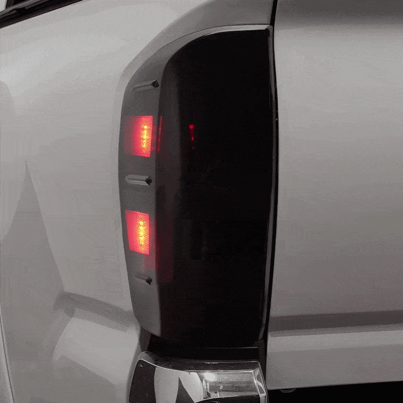 2016 toyota tacoma tail light​