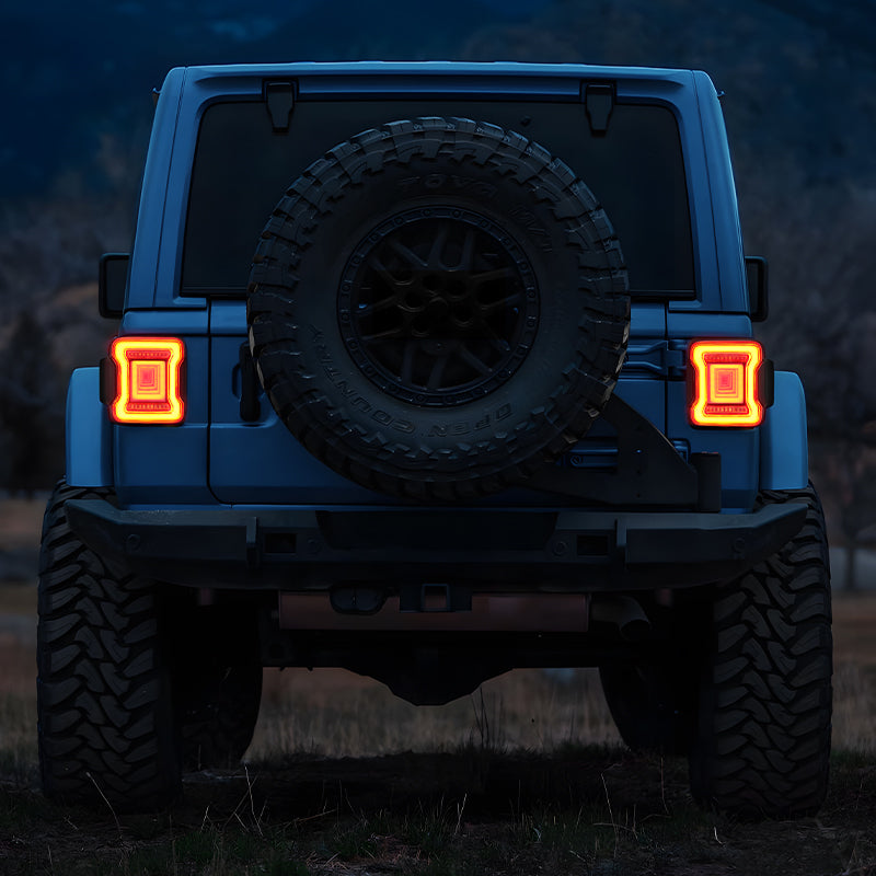 Jeep Wrangler JL headlights details