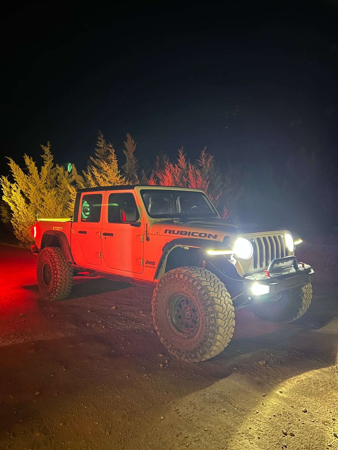 9 inch LED headlight with white DRL and amber turn signals for Jeep Wrangler JL & Gladiator JT