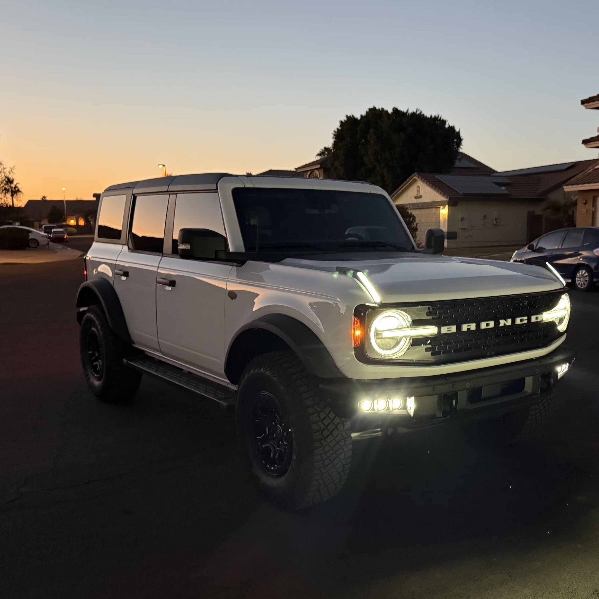 Bronco trail marker lights