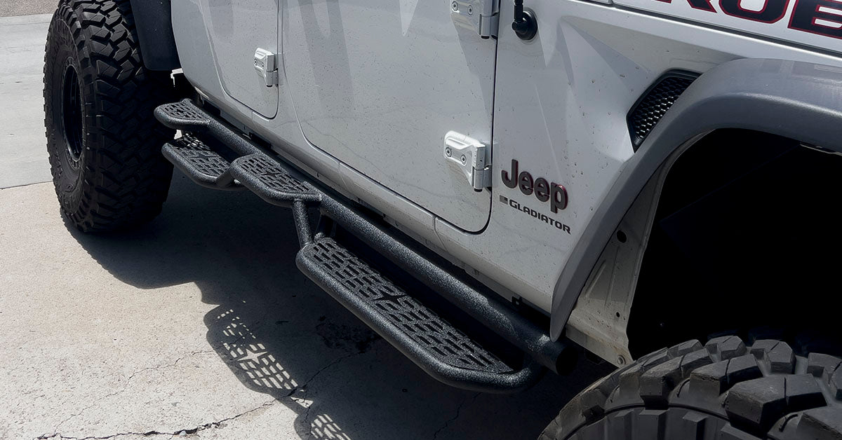 Dual convex running board for Jeep Gladiator JT