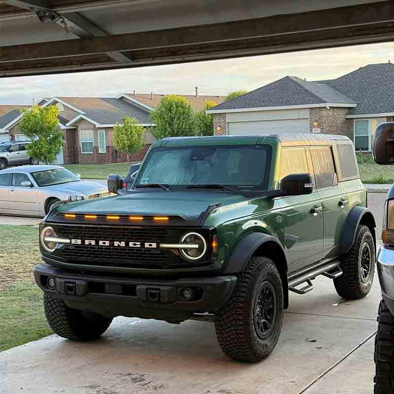 ブリキ ブロンコ Ford Bronco Hood Deflector with Lights