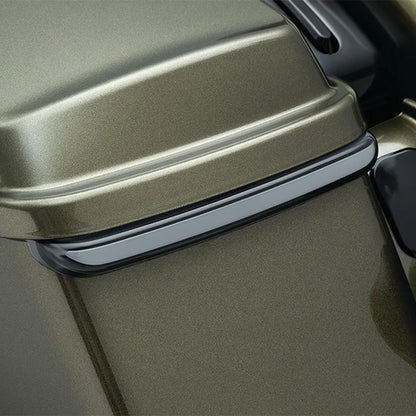 Harley saddle bag light details