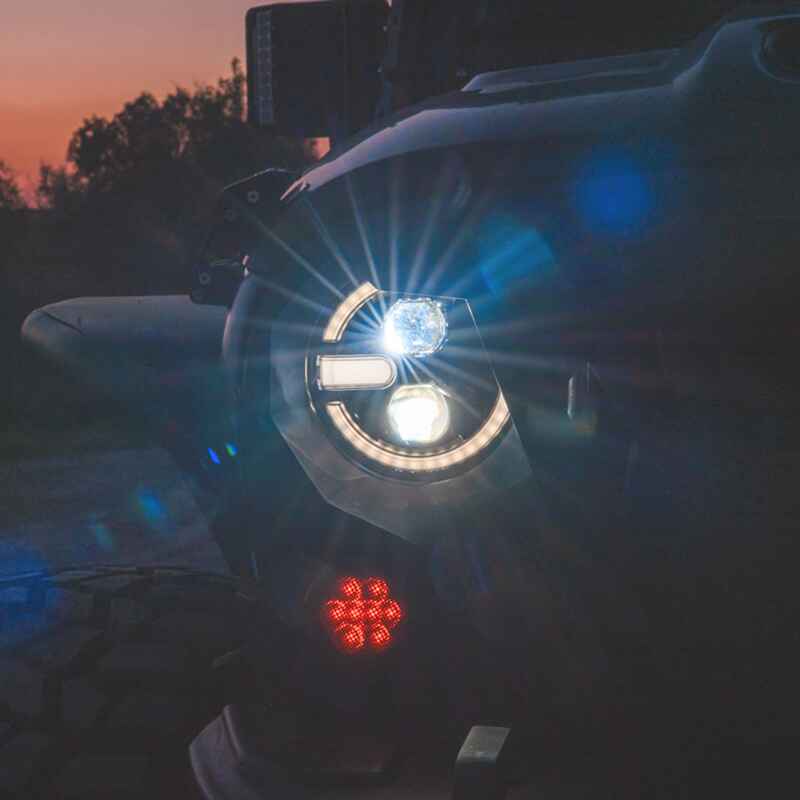 JK Jeep Wrangler LED Headlights details