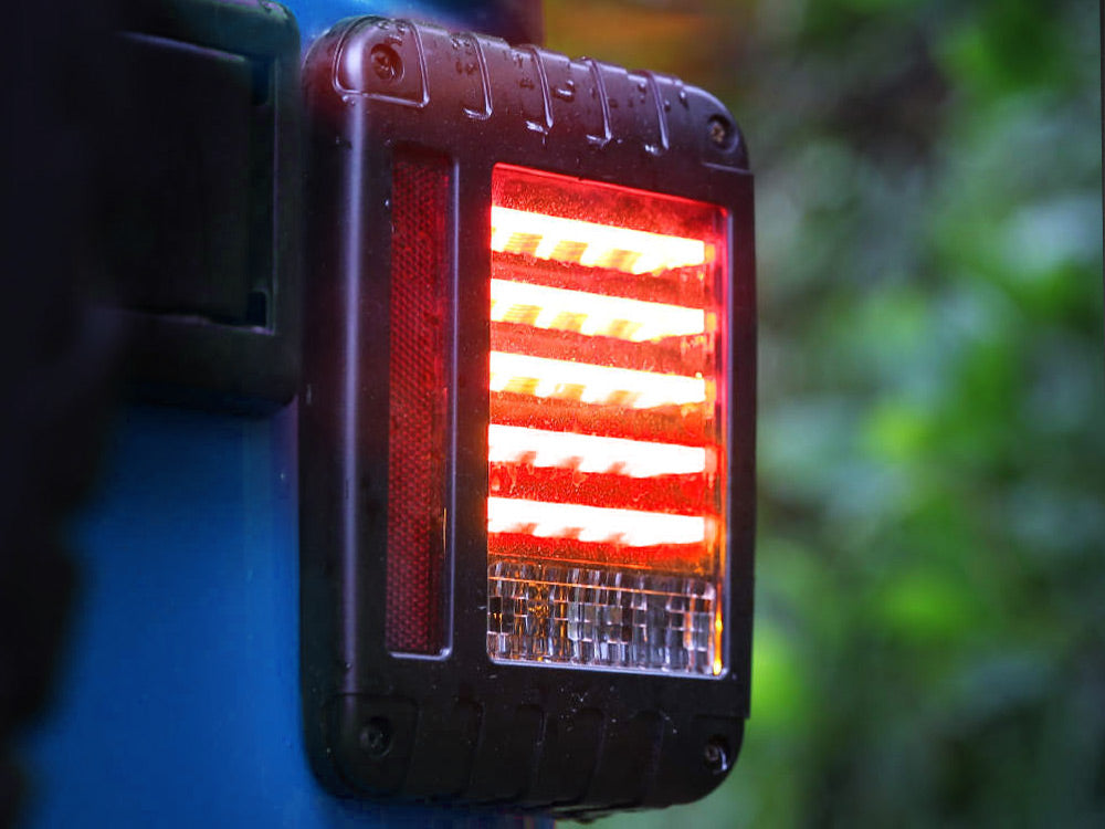 Rugged ABS & PMMA Construction for Jeep JK Tail Lights 