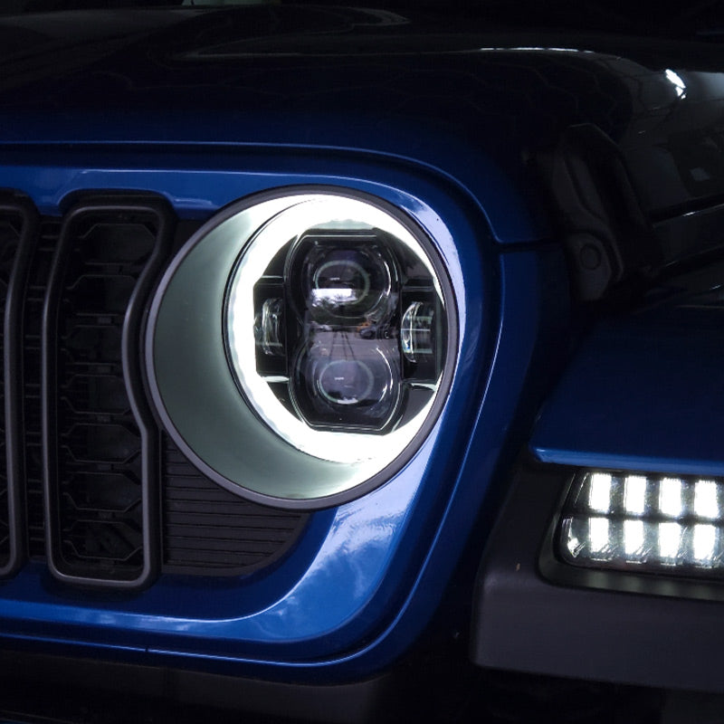 Jeep JL LED Headlights with halo lighting function