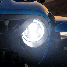 Jeep JL LED Headlights with halo lighting function