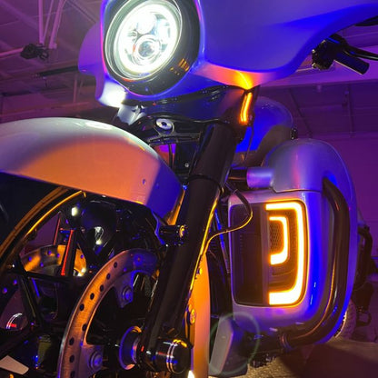 Motorcycle signal lights and turn signal mirrors for Harley Davidson Touring models – integrated LED indicators for front and rear visibility