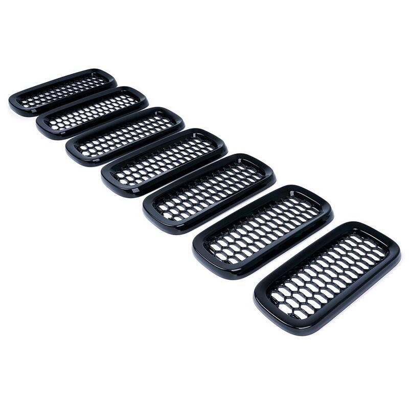 2015-2017 Jeep Renegade Black Grille Inserts With Mesh