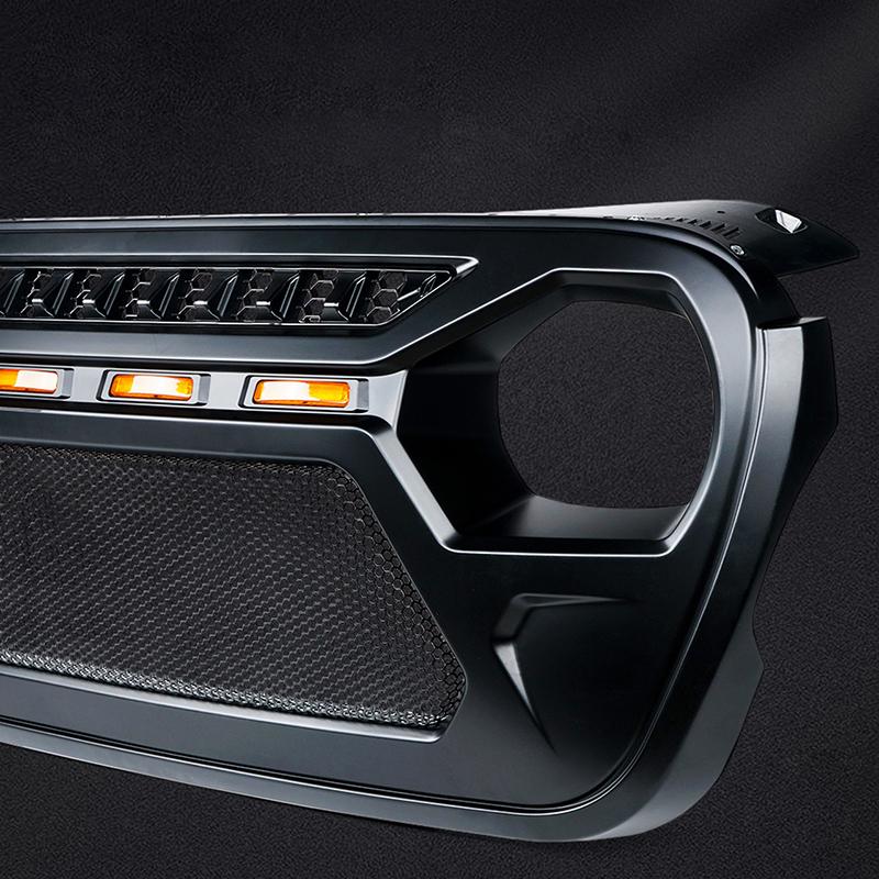 JL Mesh Grille with Amber Lights
